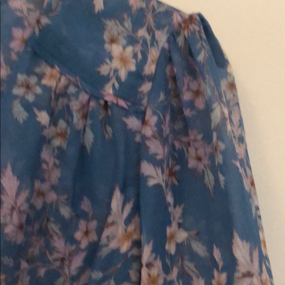 NWOT Internix Floral Blouse - Picture 3 of 4